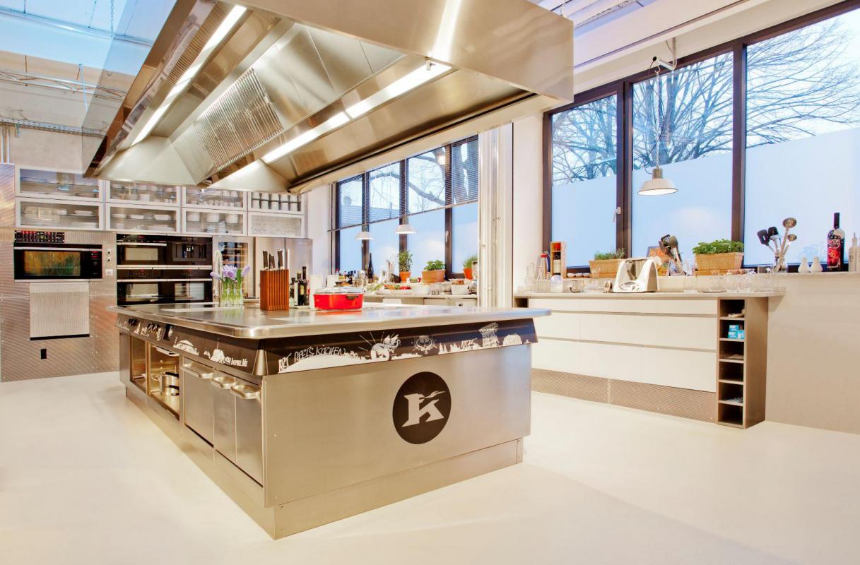 grande cuisine Lille, Vanlenciennes et Dunkerque.   Atouts  - La qualité de nos produits et le choix des bons équipements - Un savoir-faire global depuis plus de 20 ans - Des compétences globales dans l'installation de cuisines professionnelles : cuisson horizonta. Grande,cuisine,Atouts,qualité,de nos,produits,choix,bons,équipements,savoir-faire,global,depuis,plus,compétences,globales,dans,l'installation,cuisines,professionnelles,cuisson,horizonta