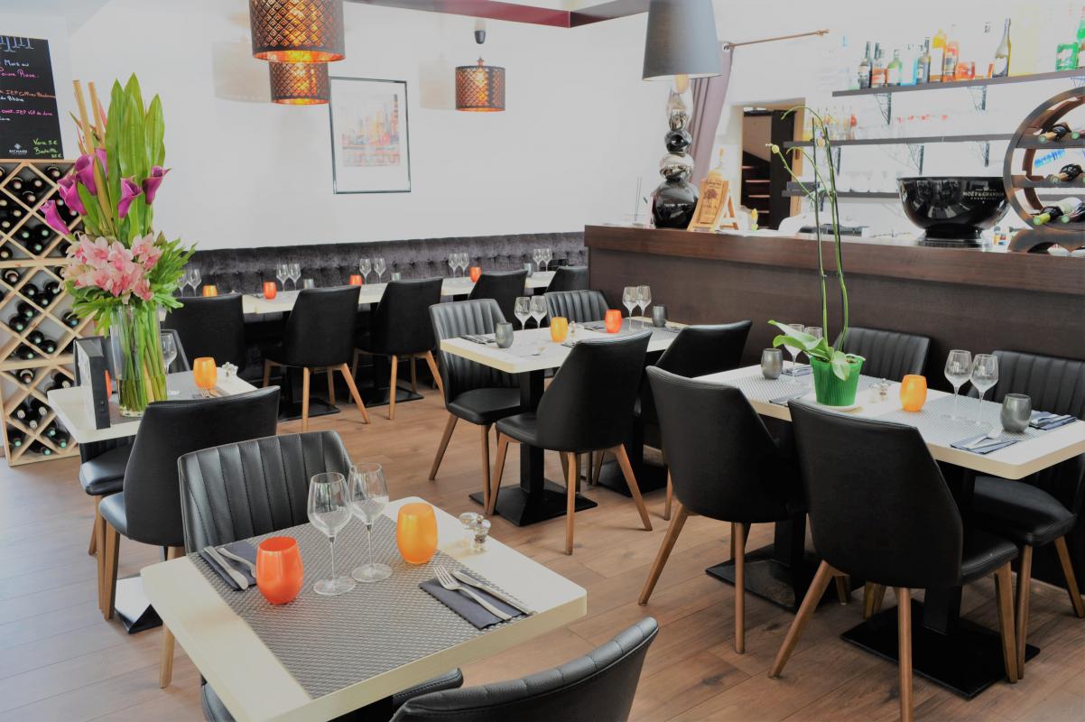 mobilier restaurant, hôtel, bar Lille, Vanlenciennes et Dunkerque. Mobilier d’intérieur et d’extérieur : découvrez les éléments indispensables pour un intérieur ou un extérieur des plus vivant pour votre restaurant, hôtel, bar...  B3C vous pro. Mobilier,restaurant,hôtel,Mobilier,d’intérieur,d’extérieur ,découvrez,éléments,indispensables,pour,intérieur,extérieur,plus,vivant,pour,votre,restaurant,hôtel,vous